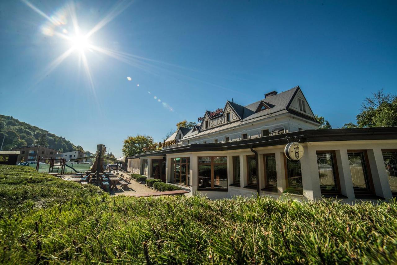 Hotel Pivovarska Basta Vrchlabi Exterior photo